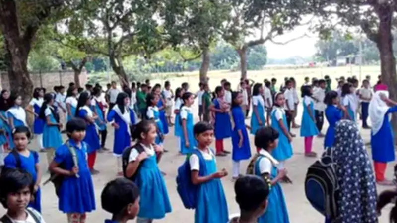 সব প্রাথমিক বিদ্যালয়ে জরুরি নির্দেশনা, আম চাষে বাম্পার সাফল্য