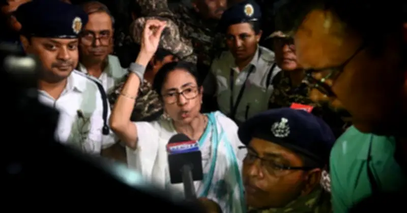 ভোটার তালিকা থেকে ৯০ লাখ নাম বাদ: সুপ্রিম কোর্টে তৃণমূল
