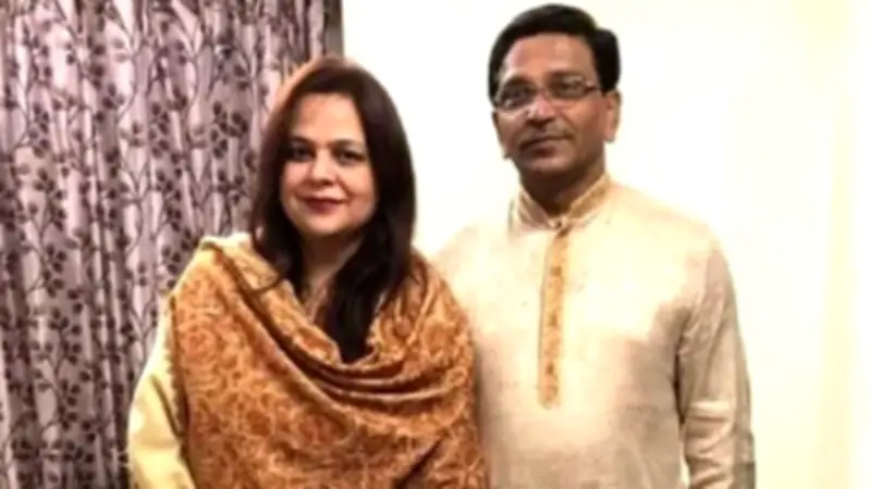 সাবেক এমপি হানিফ ও তার স্ত্রীর কর নথি জব্দের আদেশ