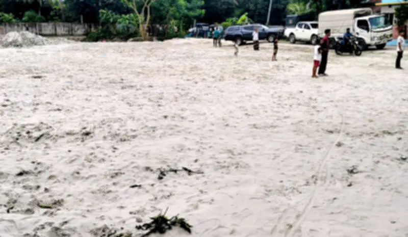 লাকসামে শতবর্ষী পুকুর ভরাট, মাটি নিলামে বিক্রি