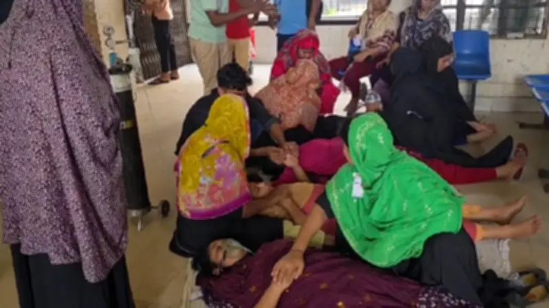 পোশাক কারখানায় অর্ধশতাধিক শ্রমিক অসুস্থ, শাস্তি পেলেন কোহলিদের কোচ হাসনাত আবদুল্লাহ