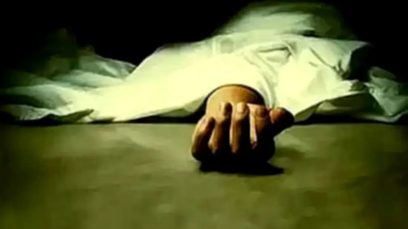 ডেমরায় অটোরিকশার চাকায় ওড়না পেঁচিয়ে পোশাককর্মী নিহত
