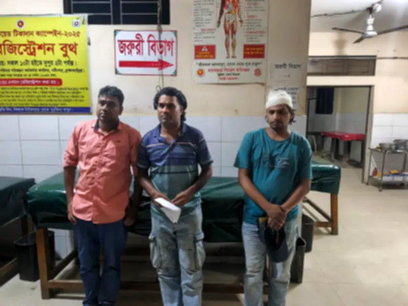 নবীনগরে তথ্য সংগ্রহ করতে গিয়ে র‍্যাবের তিন সদস্য আহত