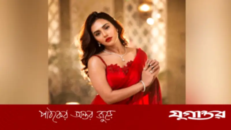 চাকচিক্যের আড়ালে প্রতিদিনের সংগ্রাম: নুসরাত ফারিয়া