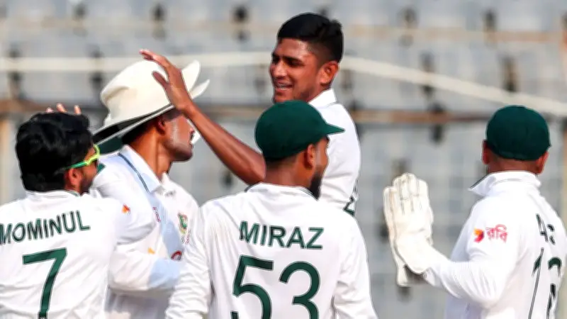 বাংলাদেশের ঐতিহাসিক জয়, পাকিস্তানকে ১০৪ রানে হারিয়ে সিরিজে এগিয়ে