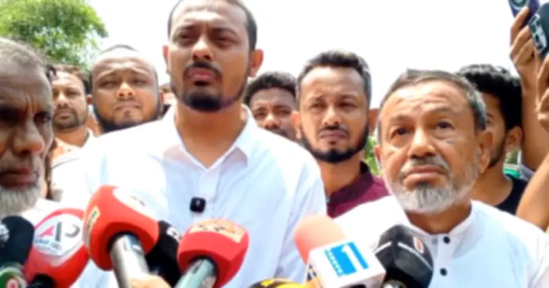 শেখ হাসিনা বাংলাদেশি নাকি ভারতীয়: এনসিপি নেতার প্রশ্ন