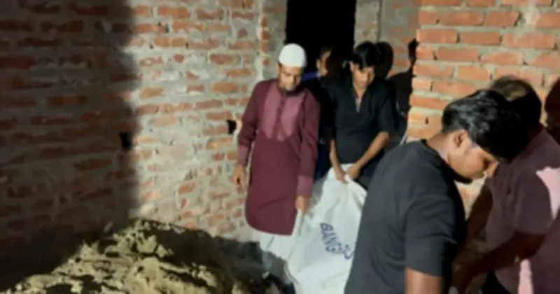 ফেনীতে নির্মাণাধীন ভবন থেকে গৃহবধূর মরদেহ উদ্ধার