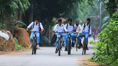 ২৪ মে থেকে শিক্ষাপ্রতিষ্ঠানে দীর্ঘ ছুটি শুরু