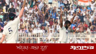 টেস্ট বোলারদের র্যাঙ্কিংয়ে শীর্ষে বুমরাহ, তাইজুল ১৩তম