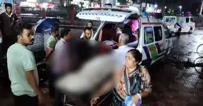 ২০০ টাকায় অক্সিজেন খুলে দেওয়ায় রোগীর মৃত্যু, কর্মচারী বরখাস্ত