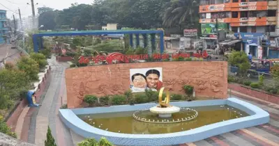 বরিশালে সাবেক মেয়রের মায়ের নামে শিশুপার্ক অপসারণ শুরু, আইনি ব্যবস্থার ঘোষণা