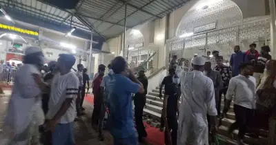 মিরপুরে শাহ আলী মাজারে হামলা, আহত বেশ কয়েকজন