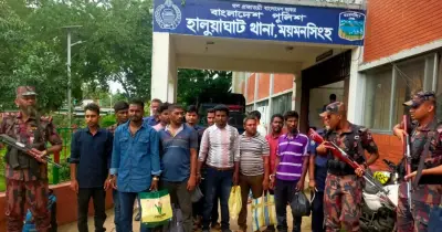 অবৈধ ভারতে প্রবেশ: ১০ বাংলাদেশি আটক, হস্তান্তর বিজিবির কাছে