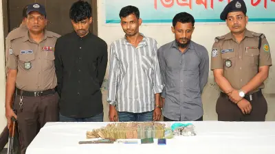 বারিধারায় গির্জায় লুট: গ্রেপ্তার ৩, উদ্ধার ২ লাখ ৪৮ হাজার টাকা