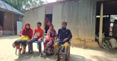 রাজবাড়ীতে এক পরিবারের চার বুদ্ধি প্রতিবন্ধী সদস্যের মানবেতর জীবন
