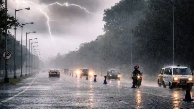 দেশের ১৩ জেলায় বজ্রসহ বৃষ্টির সতর্কবার্তা