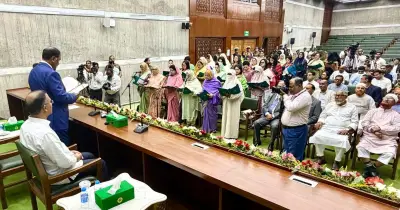 সংরক্ষিত নারী আসনে ৪৯ জনের শপথ, একজন বাদ