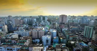 কংক্রিটের শহর ঢাকায় সবুজায়নের মাধ্যমে বায়ুদূষণ মোকাবিলা