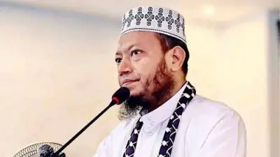 ফেসবুকে আমির হামজা ভালো কাজ করতে গেলেই কুচক্রী মহল টেনে-হিঁচড়ে ধরার চেষ্টা করছে