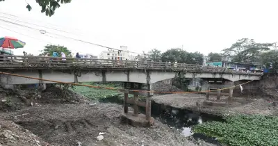 বগুড়ায় ফতেহ আলী সেতু পুনর্নির্মাণ অসম্পূর্ণ, ১০ লাখ মানুষের দুর্ভোগ