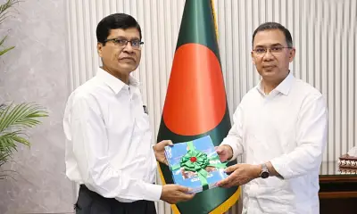 প্রধানমন্ত্রীর কাছে পেশ করা অডিট রিপোর্টে বালিশ-কাণ্ডের দুর্নীতি