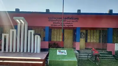 স্কুলের গাছের আম খাওয়ায় তিন শিশুকে বেত্রাঘাত ও জুতার মালা পরানোর অভিযোগ