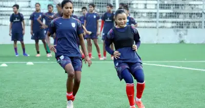 সাফ নারী চ্যাম্পিয়নশিপ: হ্যাটট্রিকের পথে বাংলাদেশ, বাদ পড়লেন স্বপ্না-মুনকি