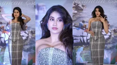 হাল ফ্যাশনের সেলেব্রিটি লুক: মুজিবের নতুন স্টাইল