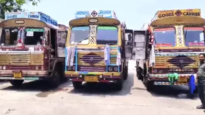 ভারত থেকে আসা ৩ ট্রাক বিস্ফোরক উদ্ধার, পশ্চিমবঙ্গে তৃণমূল যুগের অবসান
