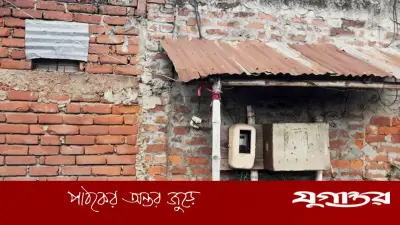 সান্তাহারে রেলের জমিতে অবৈধ দোকানে বিদ্যুৎ সংযোগের অভিযোগ