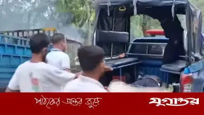 গাজীপুরে গণপিটুনিতে তিনজনের মৃত্যু, পিকআপে আগুন