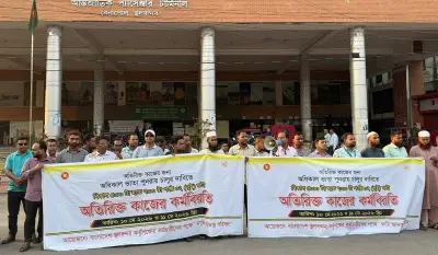 বেনাপোল বন্দরে অধিকাল ভাতার দাবিতে কর্মচারীদের দুই ঘণ্টা কর্মবিরতি
