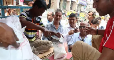 ঈদুল আজহা উপলক্ষে রাজশাহীতে টিসিবির ট্রাক সেল শুরু