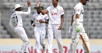 বাংলাদেশের ঐতিহাসিক জয়: পাকিস্তানকে ১০৪ রানে হারালো