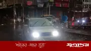 রাজধানীতে বিকালেই নেমে এলো রাতের অন্ধকার, ভারি বৃষ্টিতে বিপর্যস্ত জনজীবন