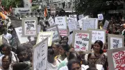 অভয়া হত্যাকাণ্ড: তদন্তে অবহেলায় তিন পুলিশ কর্মকর্তা বরখাস্ত