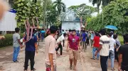 ডুয়েটে ভিসি নিয়োগ নিয়ে শিক্ষার্থীদের দুই পক্ষের সংঘর্ষ, আহত ১৫