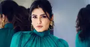 বাড়িতে হামলার শিকার রাবিনা ট্যান্ডন, ফাঁসানোর চেষ্টার অভিযোগ