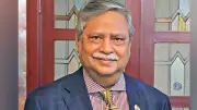 দেশে ফিরলেন রাষ্ট্রপতি; দুদকের মামলায় গ্রেপ্তার সাবেক সচিব