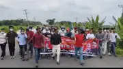 শরীয়তপুরে নিষিদ্ধ ছাত্রলীগ ও ফরিদপুরে যুবলীগের ঝটিকা মিছিল