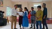 ঠাকুরগাঁওয়ে দুই শিক্ষার্থীকে ‘সহযোগ প্রেরণা বৃত্তি’ প্রদান