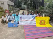 বকেয়া বেতন ও চাকরি স্থায়ীকরণের দাবিতে ব্রাহ্মণবাড়িয়ায় টিকা বহনকারীদের অবস্থান