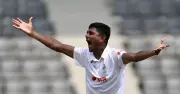 বাংলাদেশের জয়ের পথে বাধা রিজওয়ান, প্রয়োজন ৩ উইকেট