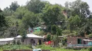 মুগদায় সড়ক দুর্ঘটনায় নিহত ২, আহত ৫