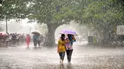 দেশের ১২ অঞ্চলে ঝড়-বৃষ্টির আভাস, বাড়ল স্বর্ণের দাম