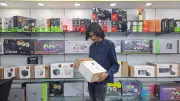 প্রযুক্তিপণ্যের বাজারে দাম স্থিতিশীল, বিক্রি কমেছে