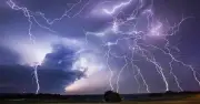 নওগাঁয় বজ্রাঘাতে দুই কৃষকের মৃত্যু