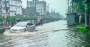 রংপুরে টানা বৃষ্টিতে নগরীর ২০ এলাকায় জলাবদ্ধতা, ভোগান্তি চরমে