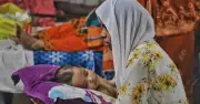 বাংলাদেশে হামের প্রাদুর্ভাব: টিকা সত্ত্বেও মৃত্যু বাড়ছে, অপুষ্টি প্রধান কারণ