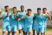 আবাহনী লিমিটেড বাংলাদেশ ফুটবল লিগে রানার্সআপ হয়েছে